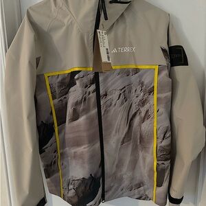 adidas Terrex National Geographic RAIN.RDY Jacket